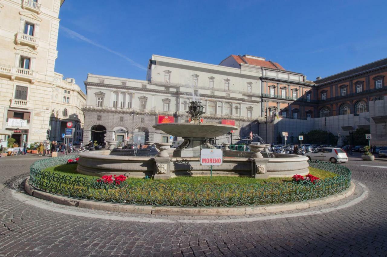 Carafa'S Central Apartment By Hhn Naples Exterior photo